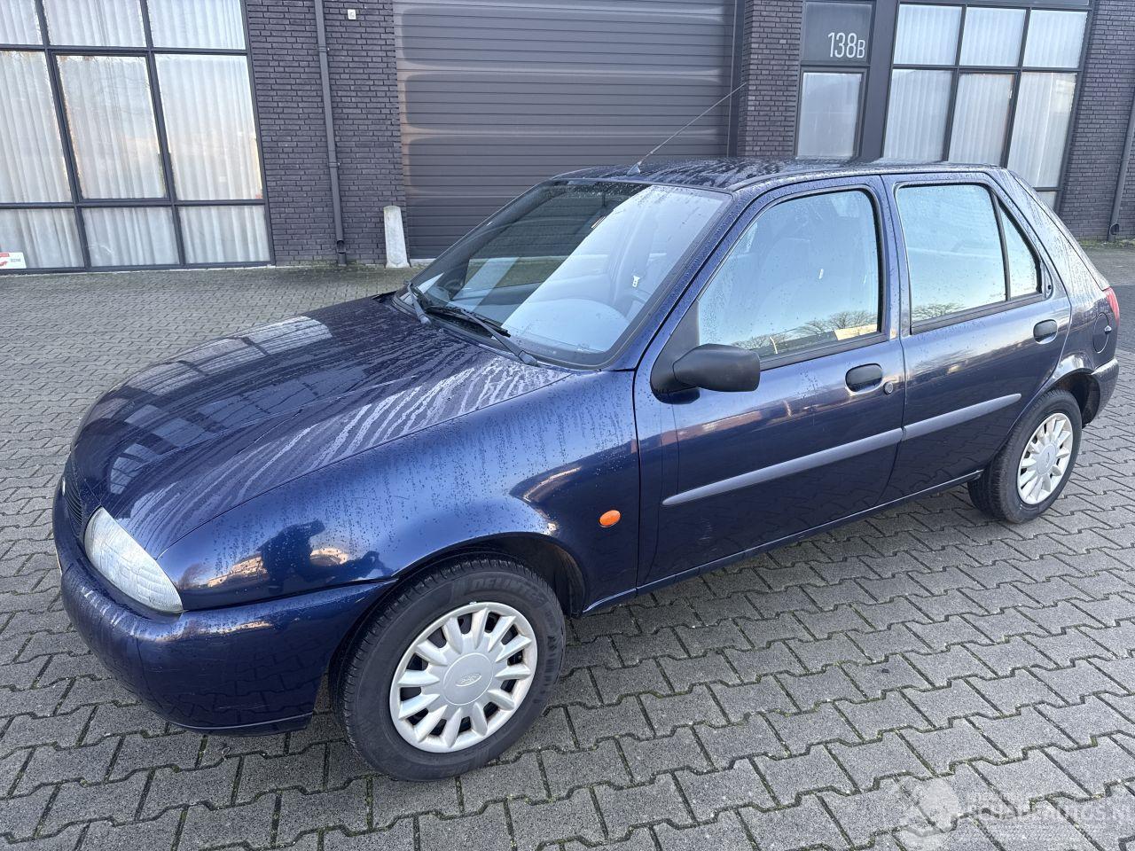 Ford Fiesta 1.3-16V FORZA 5 DEURS 74510 KM VASTE PRIJS 699 EURO