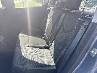 Peugeot 308 1.6 VTI NAVI LICHTE SCHADE! BOUWJAAR 2011 199000KM  1250 EURO picture 9