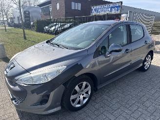 škoda osobní automobily Peugeot 308 1.6 VTI NAVI LICHTE SCHADE! BOUWJAAR 2011 199000KM  1250 EURO 2011/8