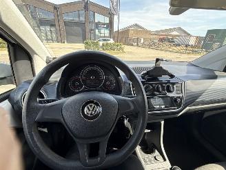 Volkswagen Up! 1.0 UP! LICHTE SCHADE! 2e EIGENAAR BOUWJAAR 2019  5450 EURO picture 10