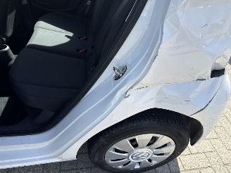 Volkswagen Up! 1.0 UP! LICHTE SCHADE! 2e EIGENAAR BOUWJAAR 2019  5450 EURO picture 7