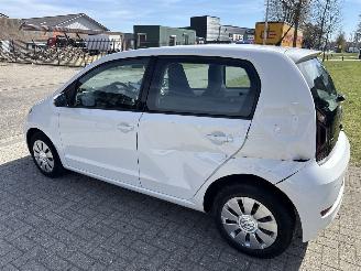 Volkswagen Up! 1.0 UP! LICHTE SCHADE! 2e EIGENAAR BOUWJAAR 2019  5450 EURO picture 2