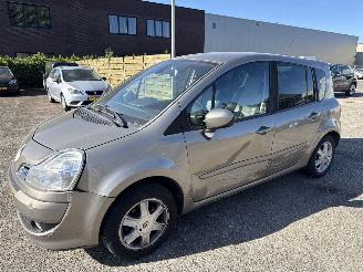 Coche accidentado Renault Grand-modus 1.2 TCE DYNAMIQUE 77271 NAP! RIJDBAAR BOUWJAAR 2008  1950 EURO 2008/8
