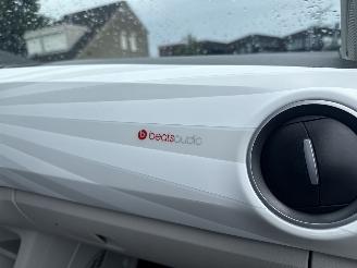 Volkswagen Up! BEATS MOOIE UITVOERING BOUWJAAR 2019 WOK picture 14