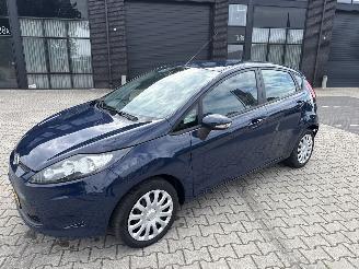Auto incidentate Ford Fiesta 1.25 LIMITED 86125 KM NAP! BOUWJAAR 2012 LICHTE SCHADE! 3200 EURO 2012/3
