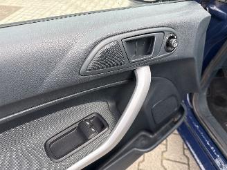 Ford Fiesta 1.25 LIMITED 86125 KM NAP! BOUWJAAR 2012 LICHTE SCHADE! 3200 EURO picture 7