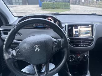 Peugeot 208 1.2 VTI BLEU PARKEERSCHADE! BOUWJAAR 2012  1750 EURO VAST picture 8
