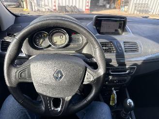 Renault Mégane 1.2 TCe LIMITED ESTATE BOUWJAAR 2016 175437 KM  1999 EURO picture 10