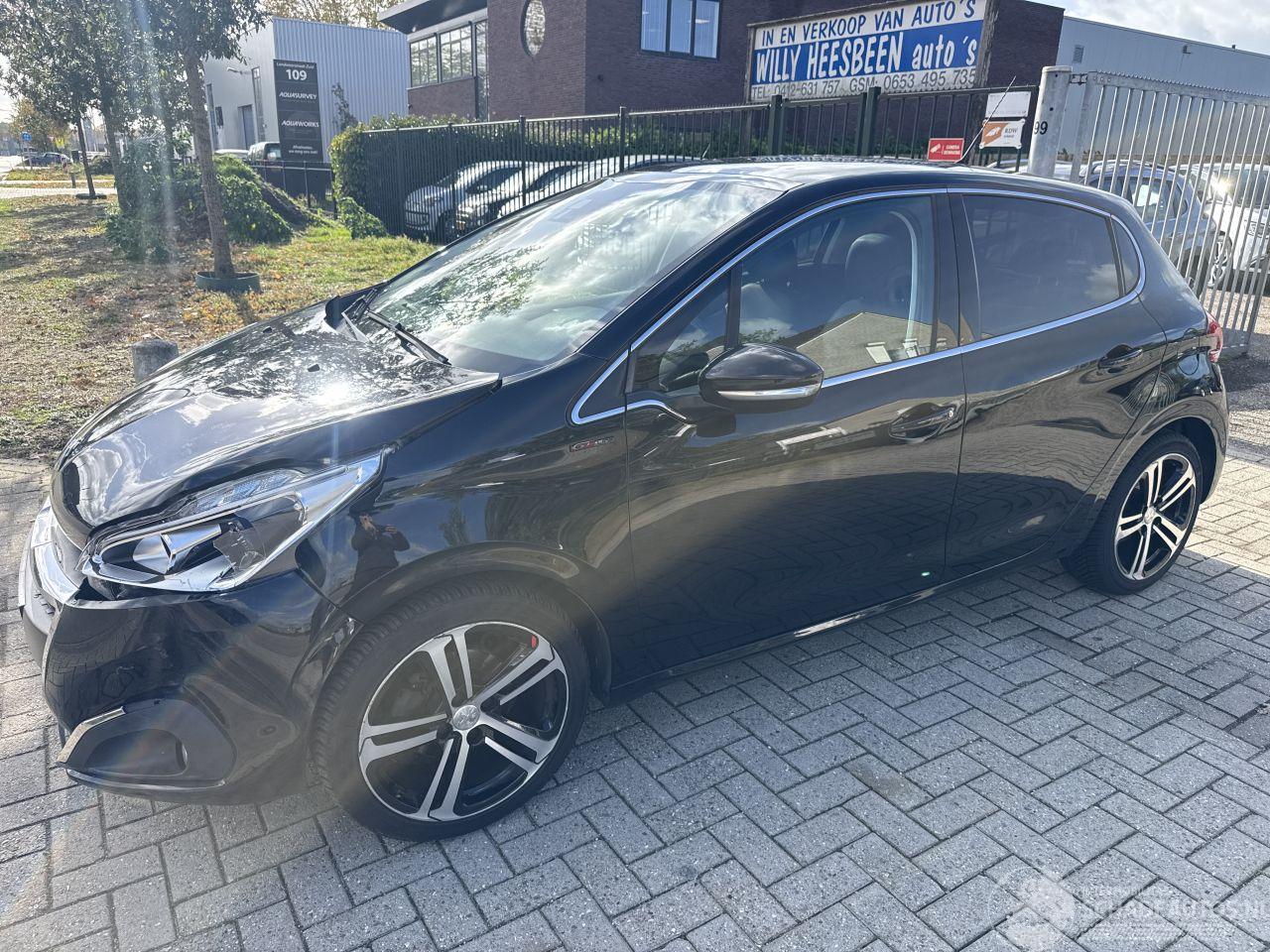 Peugeot 208 1.2 GT-LINE AUTOMAAT PANO RIJDBAAR BOUWJAAR 2016  5600 EURO
