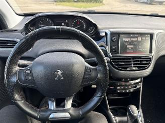 Peugeot 208 1.2 GT-LINE AUTOMAAT PANO RIJDBAAR BOUWJAAR 2016  5600 EURO picture 12