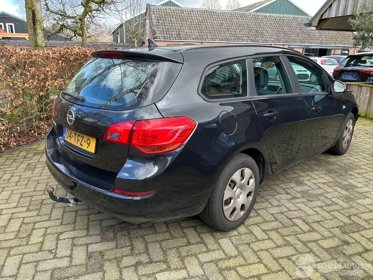 Opel Astra SPORTS TOURER 1.4 NAVI AIRCO