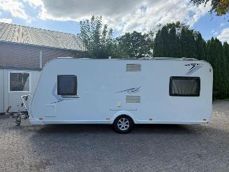 krockskadad bil caravan Tec  WELTBUMMLER 525 TDF ELEGANCE 2013/1