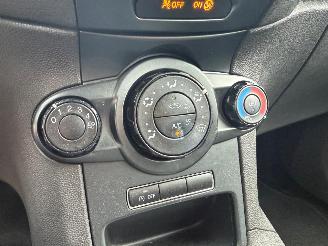 Ford Fiesta 1.0 STYLE 5DRS AIRCO NAVI picture 18