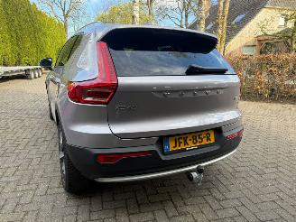 Volvo XC40 2.0 B4 CORE NL NIEUW picture 2
