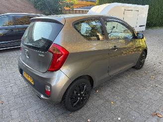Unfallwagen Kia Picanto 1.0 CVVT 2014/2