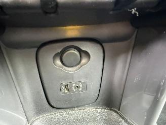 Mini Cooper 1.5 JWC PAKKET NL NAVI AIRCO LUXE UITVOERING picture 24