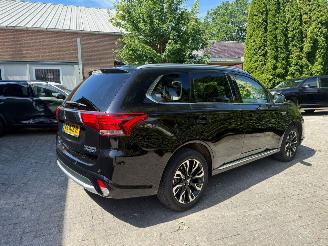 Mitsubishi Outlander 2.0PHEV  PLUGIN PREMIUM LUXE UITVOERING picture 4