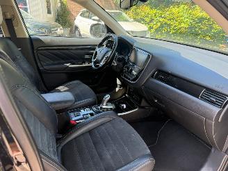 Mitsubishi Outlander 2.0PHEV  PLUGIN PREMIUM LUXE UITVOERING picture 16