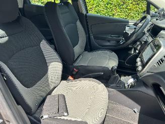 Renault Captur 0.9 AIRCO NAVI CRUISE picture 10