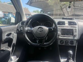 Volkswagen Polo 1.0 5DRS AIRCO NAVI CRUISE picture 14