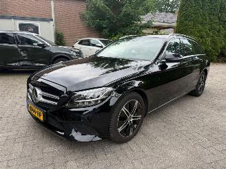 Schadeauto Mercedes C-klasse 200 NAVI LEER AUTO! 2019/12