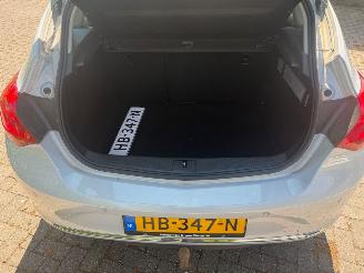 Opel Astra SPORTS ELEGANCE 1.2 LUXE UITVOERING LEDER NAVI KEYLES STOELVERWARMING picture 12