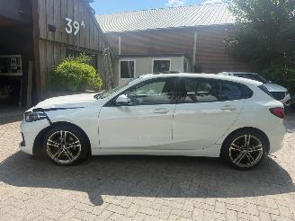 BMW 1-serie 118I AUT! PANO HIGH EXECUTIVE 77800KM picture 7