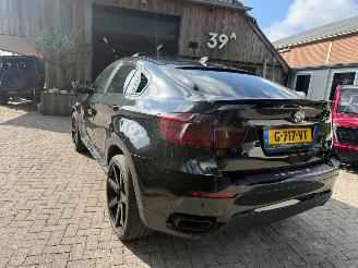 Vaurioauto  passenger cars BMW X6 XDRIVE 50I 8CIL PANO LEER 2009/2