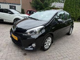 Auto incidentate Toyota Yaris 1.5 HYBRID 81000KM NAP AIRCO NAVI CAMERA 2014/1