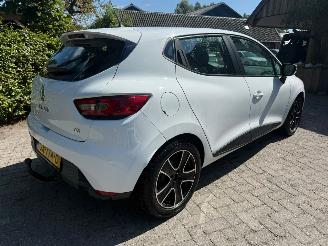 Renault Clio 1.5DCI 5DRS AIRCO NAVI picture 3