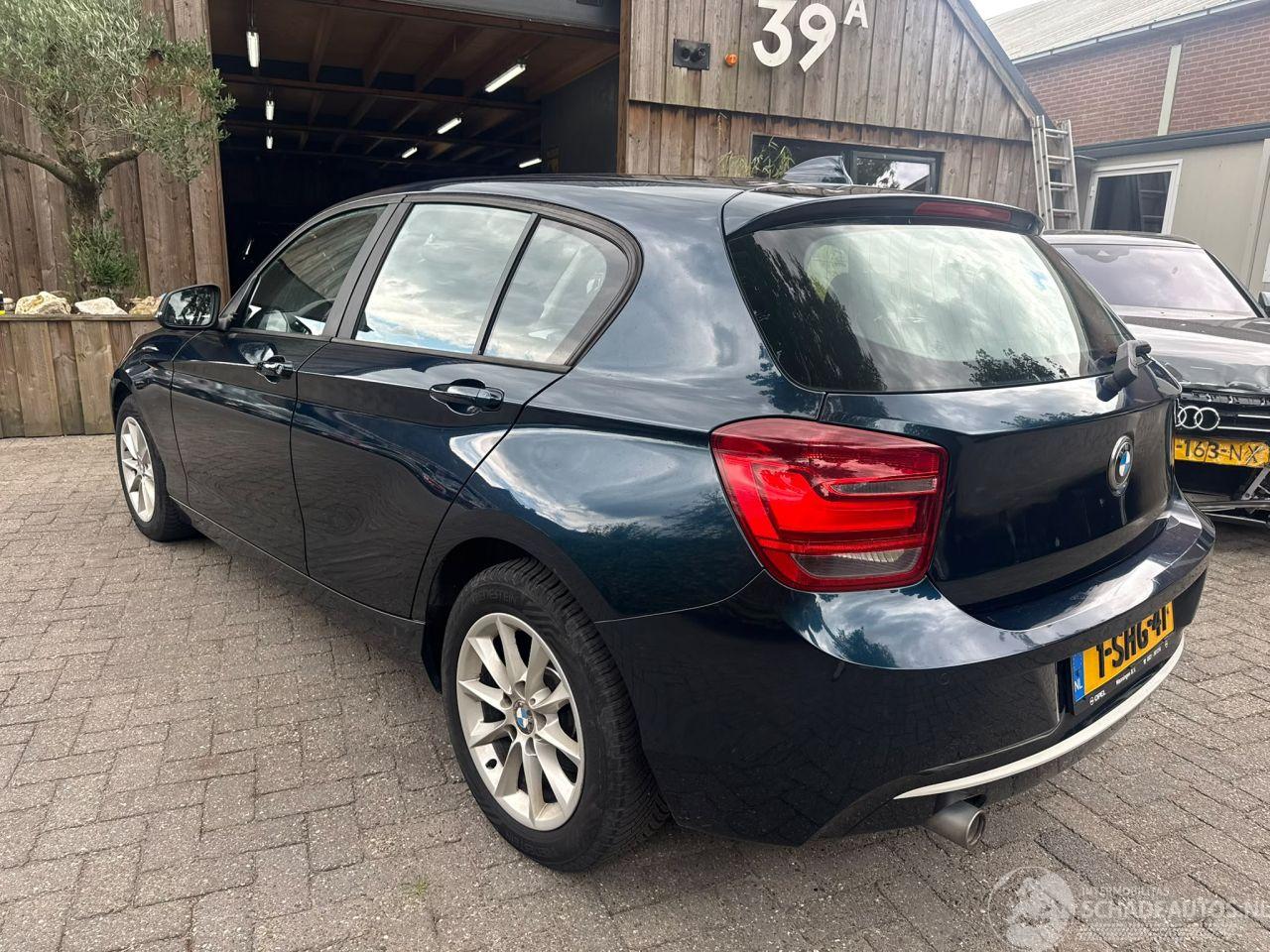 BMW 1-serie 118D 2.0  LEER NAVI STOELVERWARMING