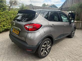 Auto incidentate Renault Captur 1.2 AUTOMAAT AIRCO NAVI 2015/4