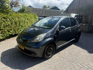 Schadeauto Toyota Aygo 1.4D 5DRS AIRCO 2006/5
