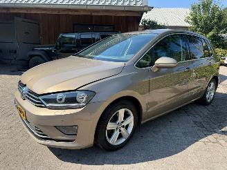 Voiture accidenté Volkswagen Golf Sportsvan 2.0 TDI AUTOMAAT HIGHLINE NAVI CAMERA 2015/2