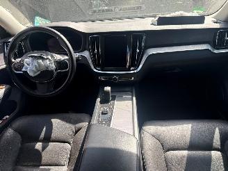 Volvo V-60 2.0 B3 CORE NL AUTO KM NAP picture 14