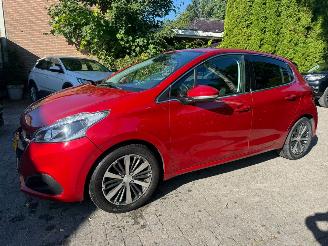 skadebil auto Peugeot 208 1.2 ALLURE CLIMA NAVI CAMERA NL AUTO 2019/8