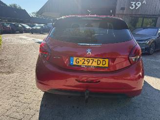 Peugeot 208 1.2 ALLURE CLIMA NAVI CAMERA NL AUTO picture 6
