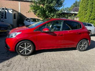 Peugeot 208 1.2 ALLURE CLIMA NAVI CAMERA NL AUTO picture 4