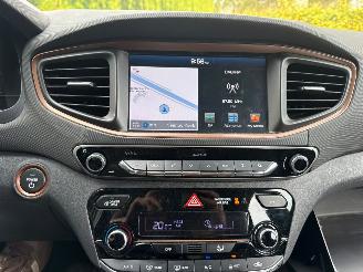 Hyundai Ioniq EV SOH 100% NAVI CAMERA picture 26