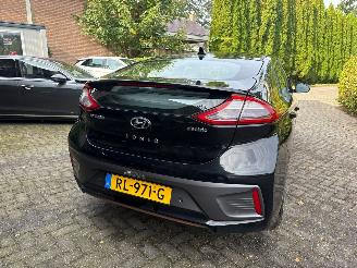 Hyundai Ioniq EV SOH 100% NAVI CAMERA picture 13