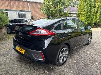 Hyundai Ioniq EV SOH 100% NAVI CAMERA picture 12