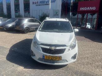 Schadeauto Chevrolet Spark 1.0 16V LT+ BI-FUEL 2013/1
