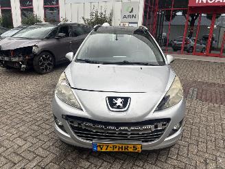 uszkodzony samochody osobowe Peugeot 207 1.6 VTI XS 2012/1