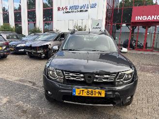 Voiture accidenté Dacia Duster 1.2 TCE 4X2 PRESTIGE 2016/6