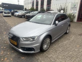 Audi A3 SPORTBACK E-TRON SCHADE VRIJ picture 2