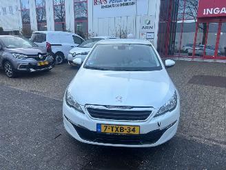 Voiture accidenté Peugeot 308 1.6 THP ACTIVE 2014/5