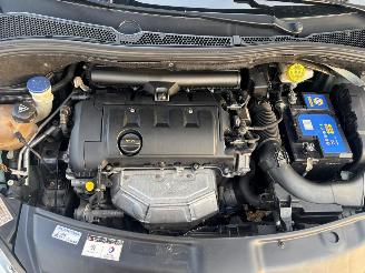 Peugeot 208 1.6 VTI ALLURE picture 17