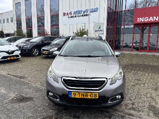 Vaurioauto  passenger cars Peugeot 2008 1.2 VTI ACTIVE PACK AUTOMAAT RIJDBARE SCHADE 2014/1