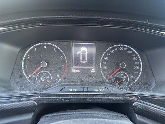 Volkswagen T-Cross 1.0tsi life picture 10