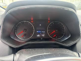 Renault Clio 1.0 TCe 90 Equilibre picture 12